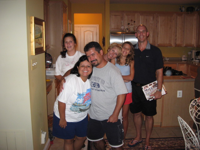 617x456 pixels (99K)