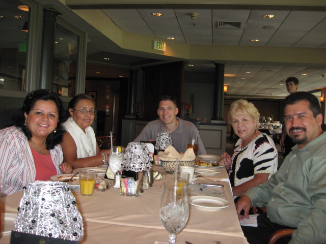 617x456 pixels (113K)