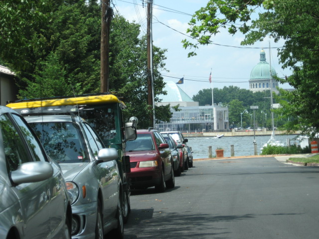 617x456 pixels (142K)