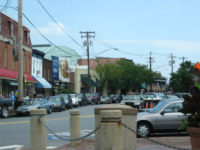 617x456 pixels (115K)