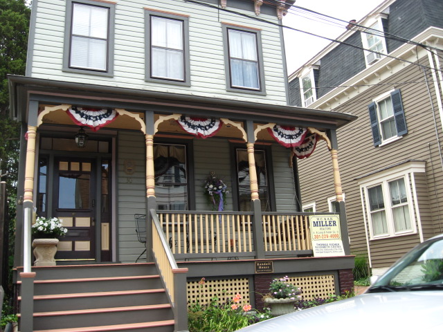 617x456 pixels (152K)