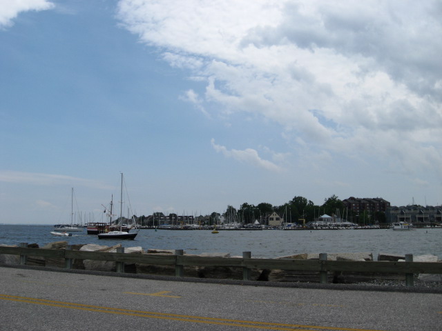 617x456 pixels (77K)