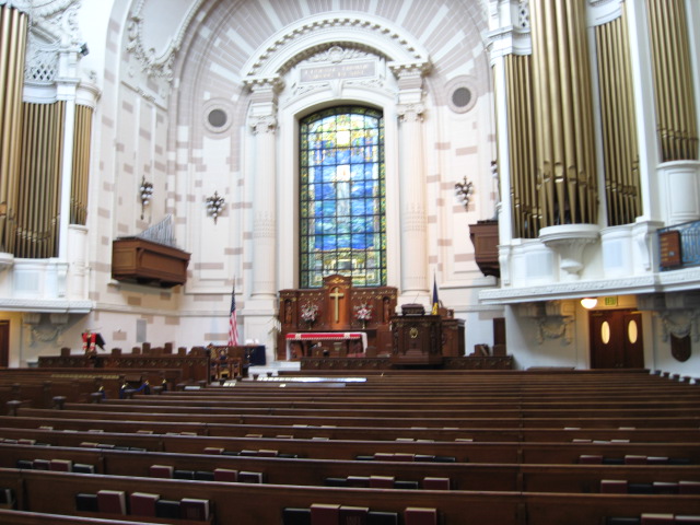 617x456 pixels (124K)