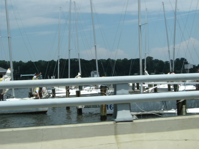 617x456 pixels (87K)