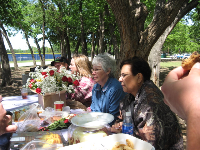 618x457 pixels (173K)