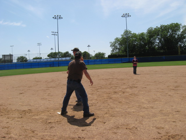 618x457 pixels (105K)