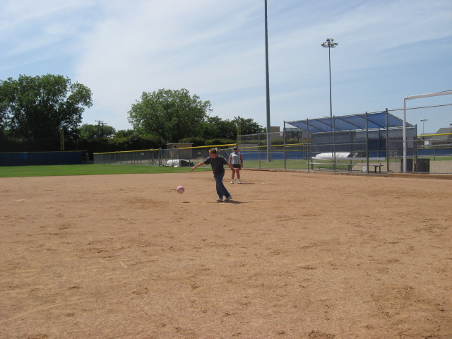 618x457 pixels (101K)