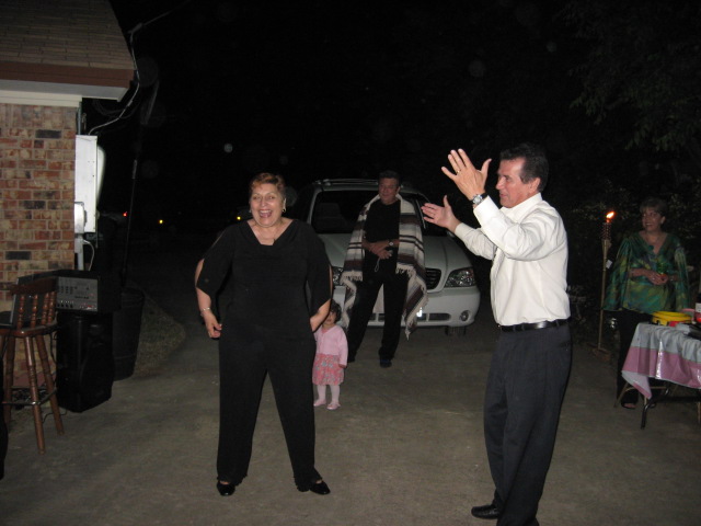 618x457 pixels (83K)