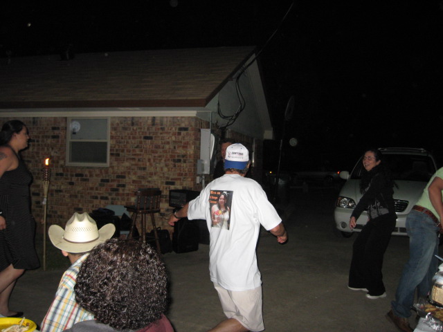 618x457 pixels (85K)