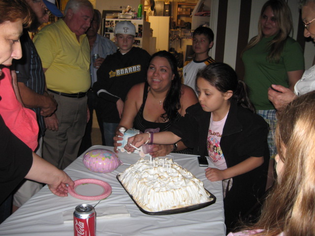 618x457 pixels (115K)