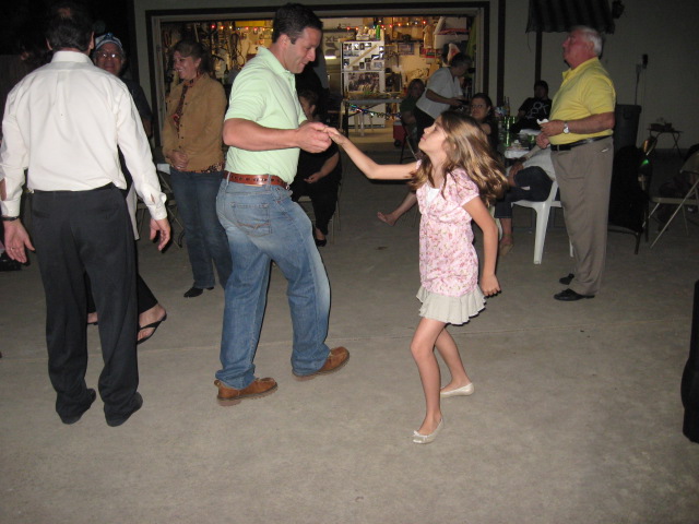 618x457 pixels (104K)