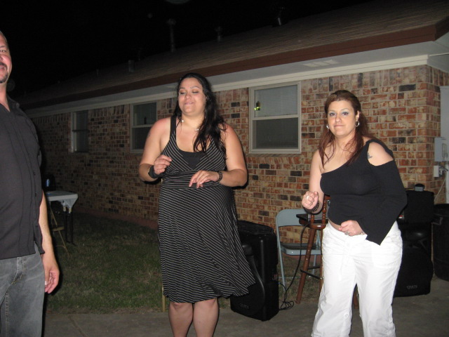 618x457 pixels (105K)