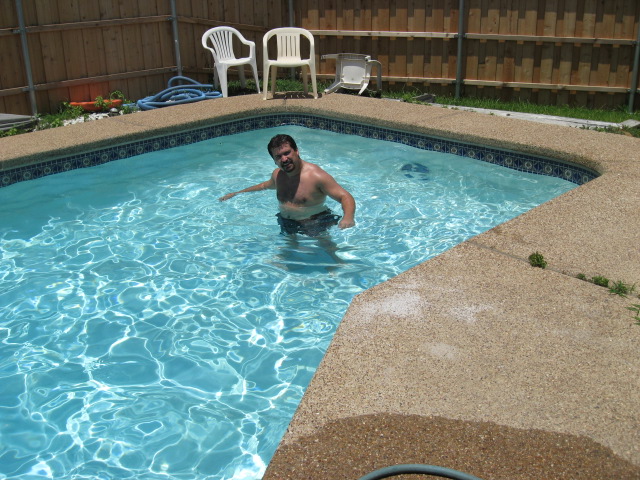 617x456 pixels (156K)