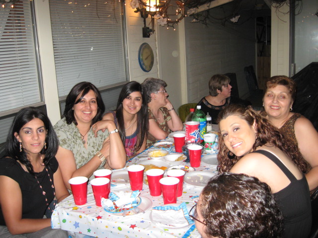 618x457 pixels (137K)