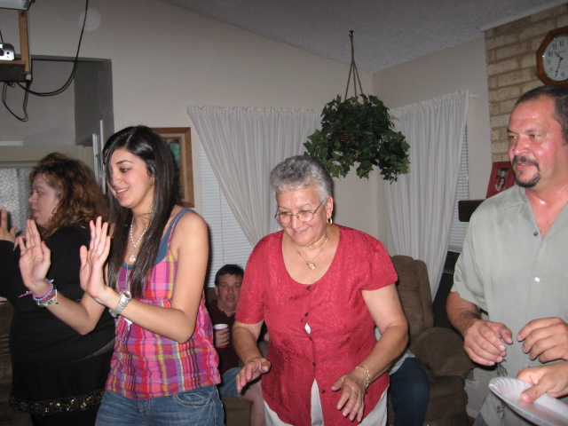 618x457 pixels (108K)