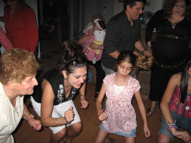 618x457 pixels (109K)