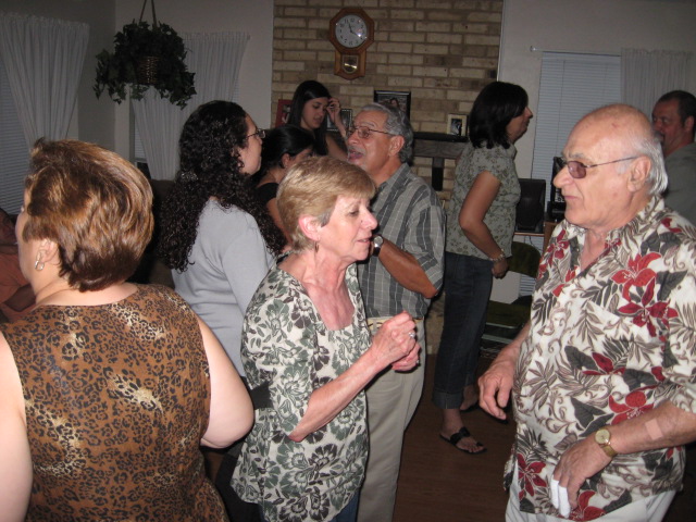 618x457 pixels (141K)