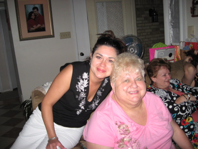 618x457 pixels (105K)