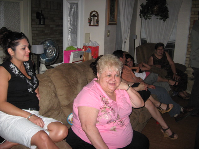 618x457 pixels (103K)