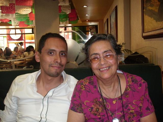 618x457 pixels (55K)