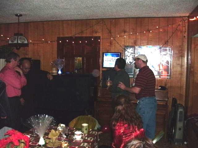 618x457 pixels (44K)