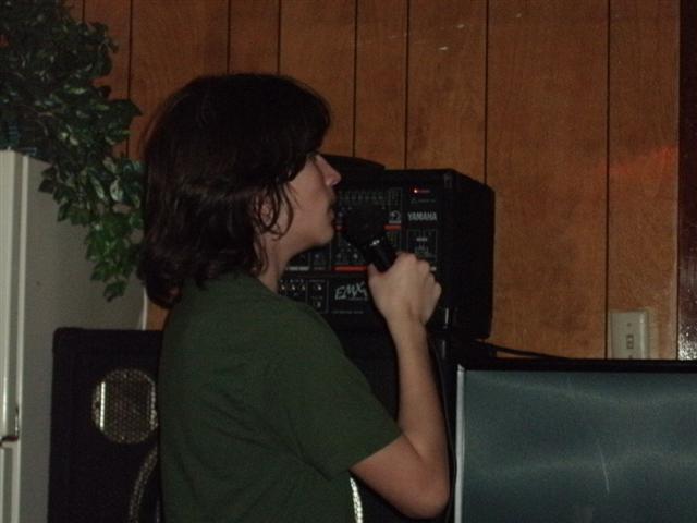 618x457 pixels (35K)