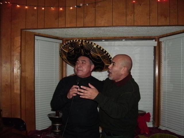 618x457 pixels (43K)