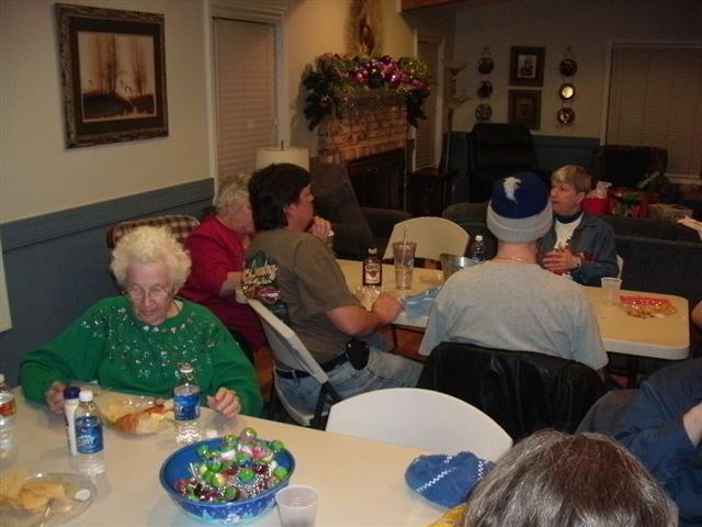 618x457 pixels (50K)