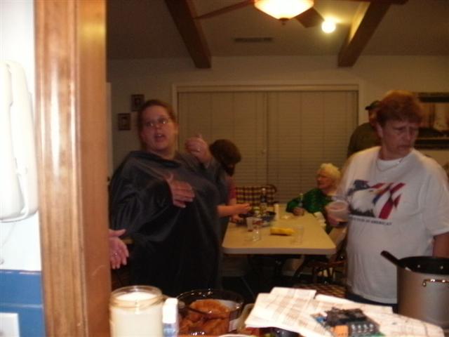 618x457 pixels (37K)