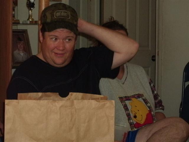 618x457 pixels (33K)