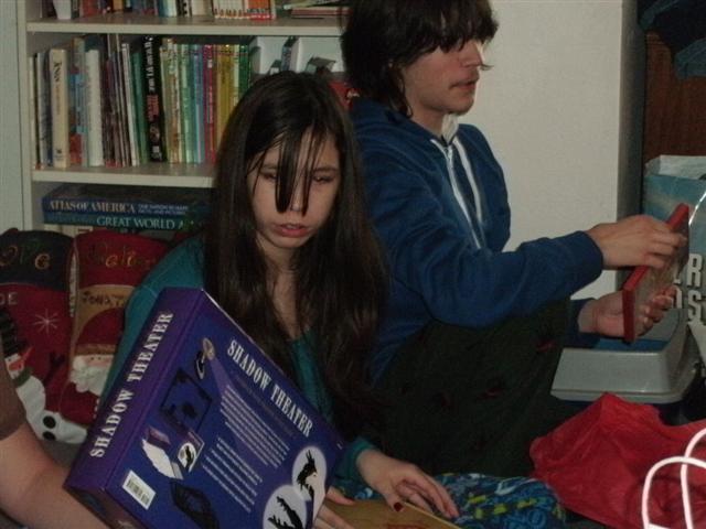 618x457 pixels (49K)