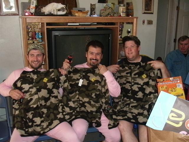 618x457 pixels (62K)