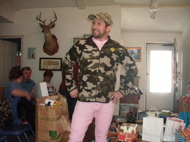 618x457 pixels (49K)