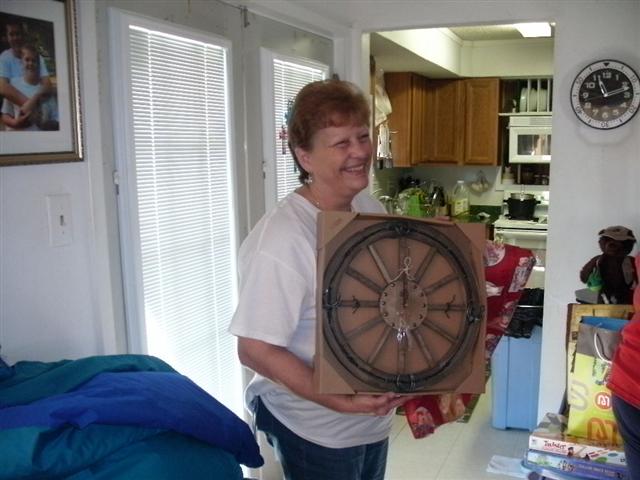 618x457 pixels (51K)