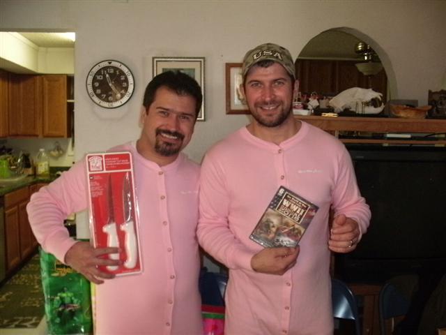 618x457 pixels (42K)