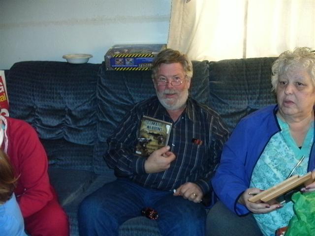 618x457 pixels (46K)