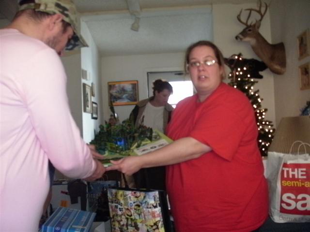 618x457 pixels (39K)