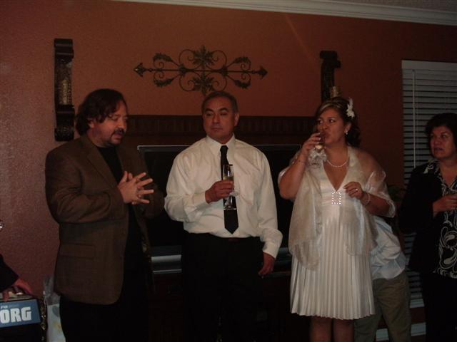 618x457 pixels (35K)