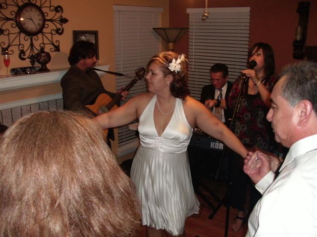 618x457 pixels (53K)