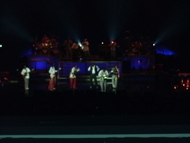 617x456 pixels (45K)