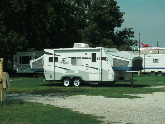 618x457 pixels (57K)