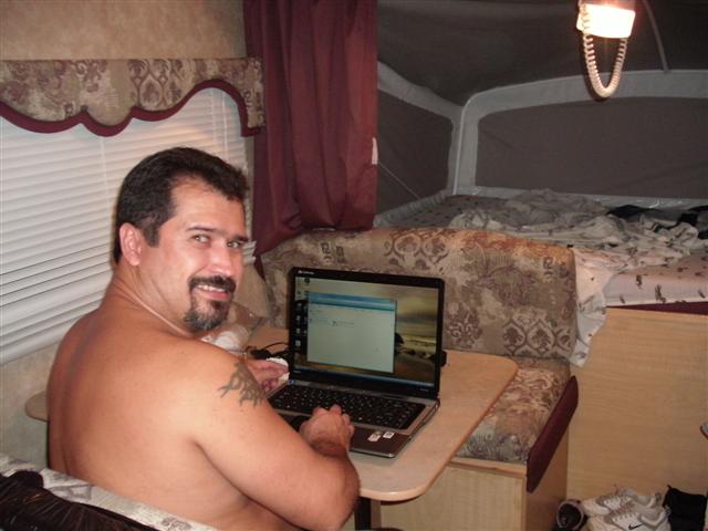 618x457 pixels (46K)