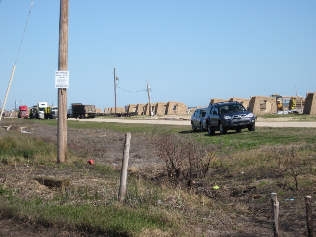 617x456 pixels (111K)