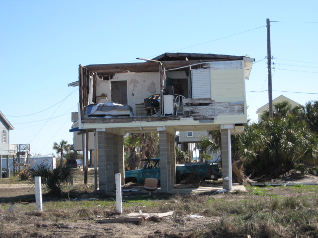 617x456 pixels (117K)