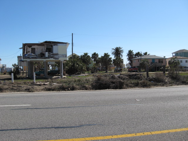 617x456 pixels (113K)