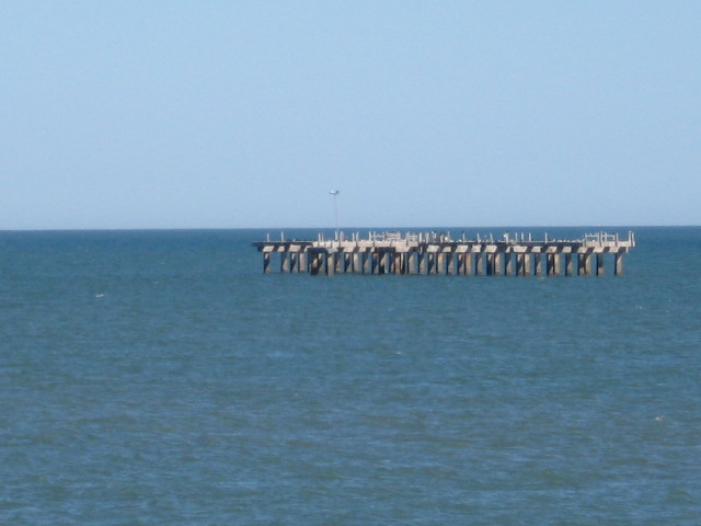 617x456 pixels (69K)