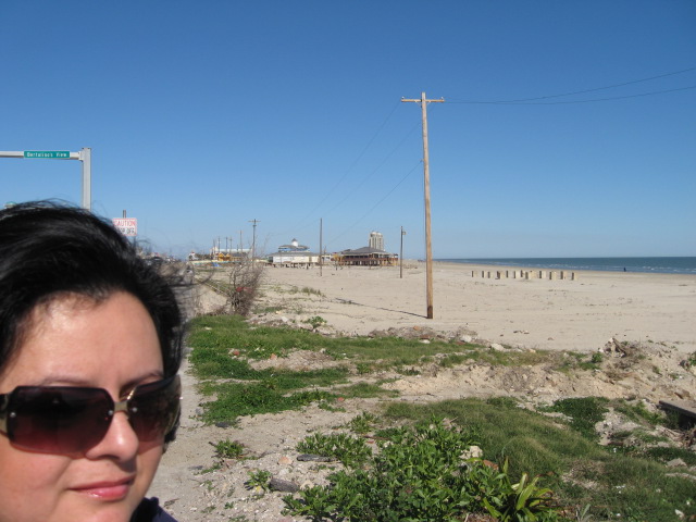 617x456 pixels (100K)