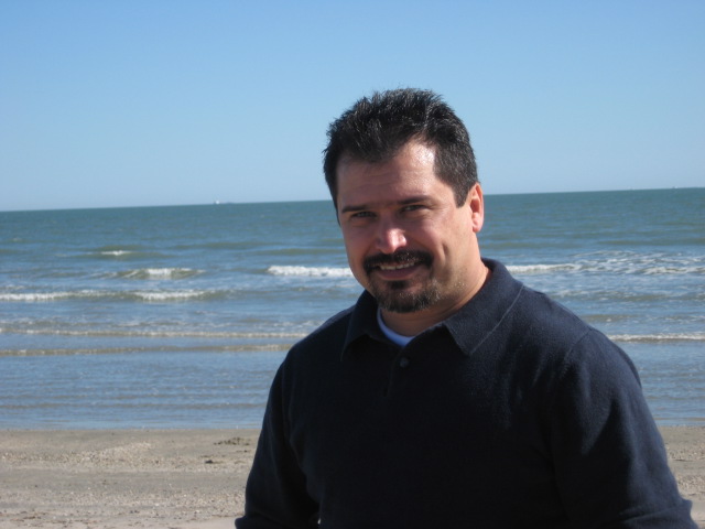 617x456 pixels (68K)