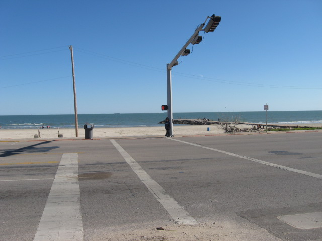 617x456 pixels (74K)