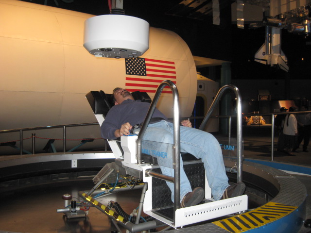 617x456 pixels (102K)